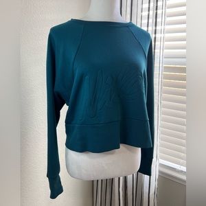 Nike sweater slightly cropped